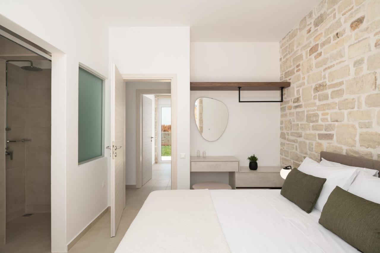 Evaero Villas I, Ii, Iii, IV - An Ever-So Inviting Escape, By Thinkvilla Sfakaki Ngoại thất bức ảnh