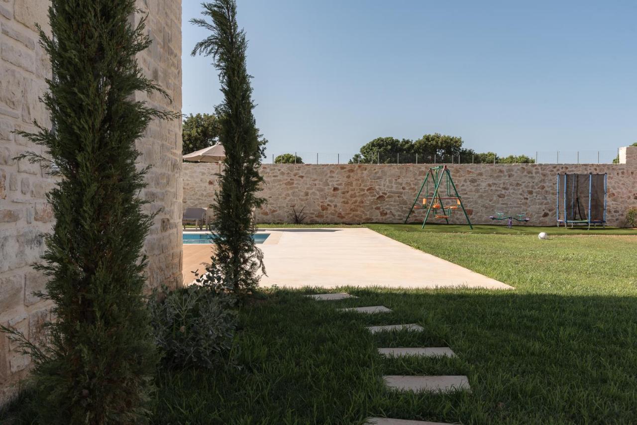 Evaero Villas I, Ii, Iii, IV - An Ever-So Inviting Escape, By Thinkvilla Sfakaki Ngoại thất bức ảnh